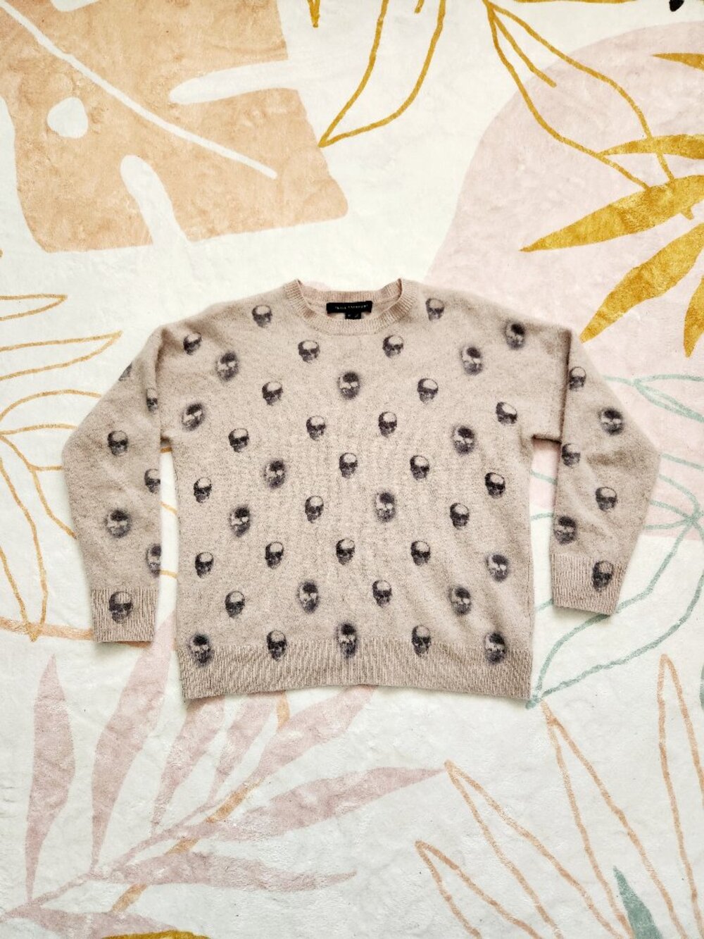 Skull Cashmere Size M Beige 100% Cashmere Crew Neck Sweater